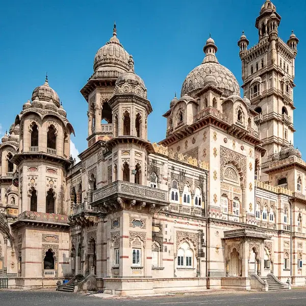 Découvrez les Traditions Intemporelles de l’Inde de l’Ouest | Les Clés de L'Inde